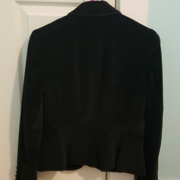 Tahari Black Crushed Velvet Blazer - Picture 4 of 6